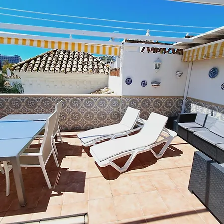 Apartment 2 Bed With Pool Views Benalmadena