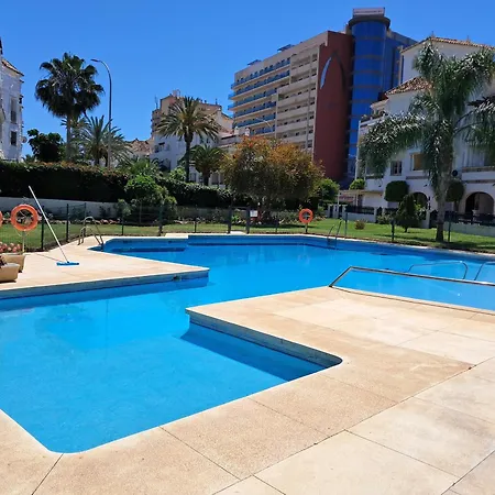 Apartment 2 Bed With Pool Views