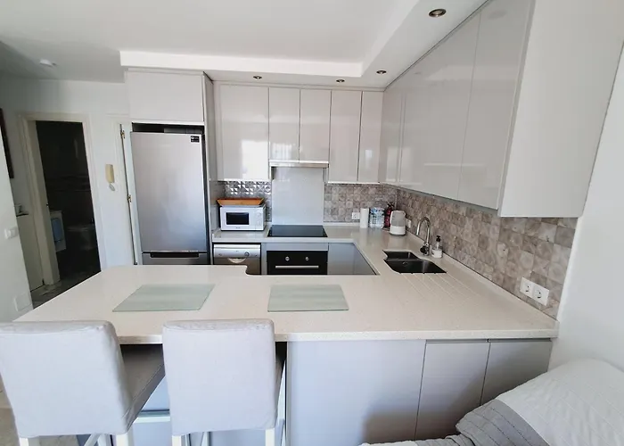 Διαμέρισμα 2 Bed With Pool Views